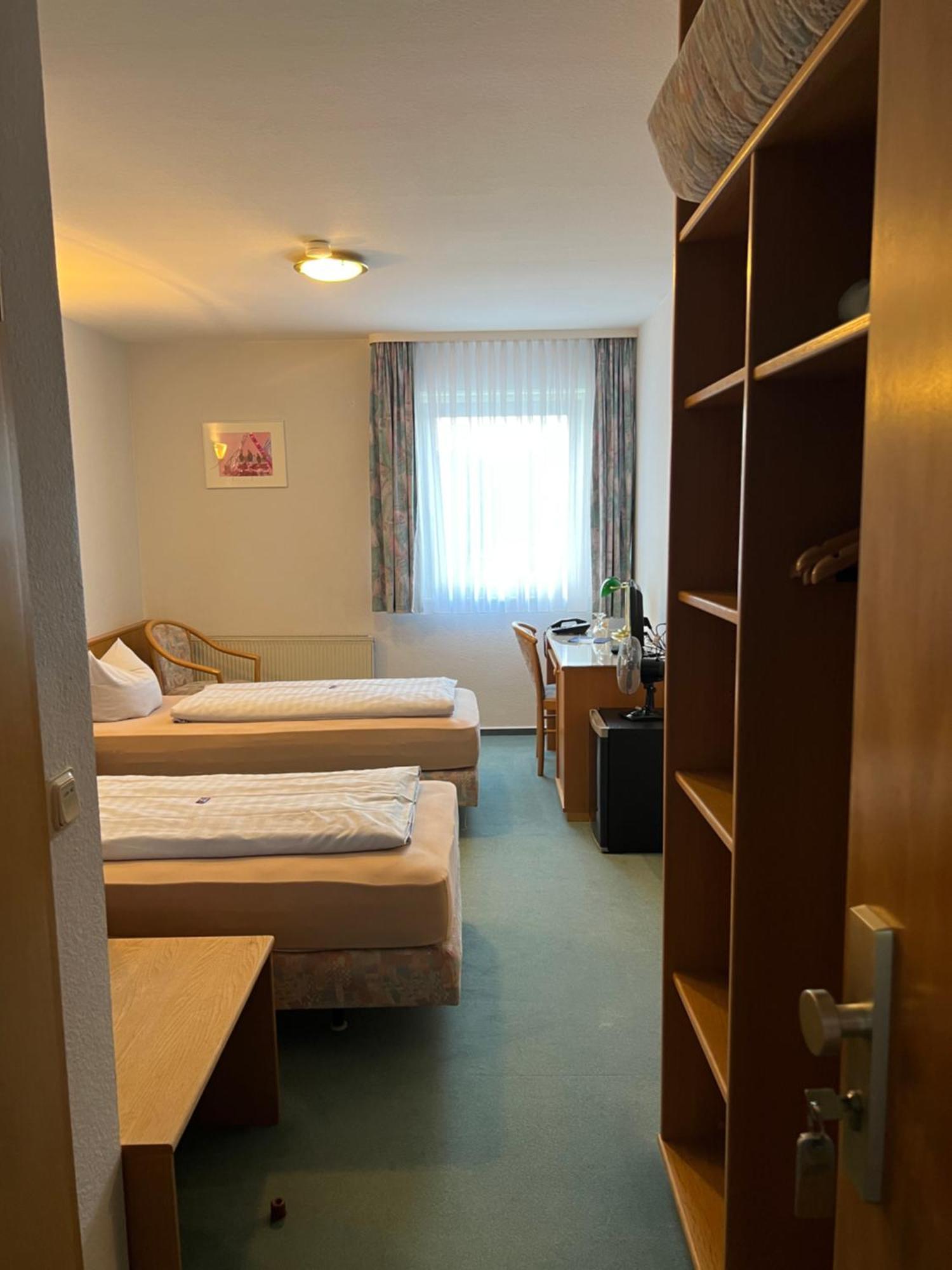 Niebuhrs Hotel Фридрихсдорф Номер фото